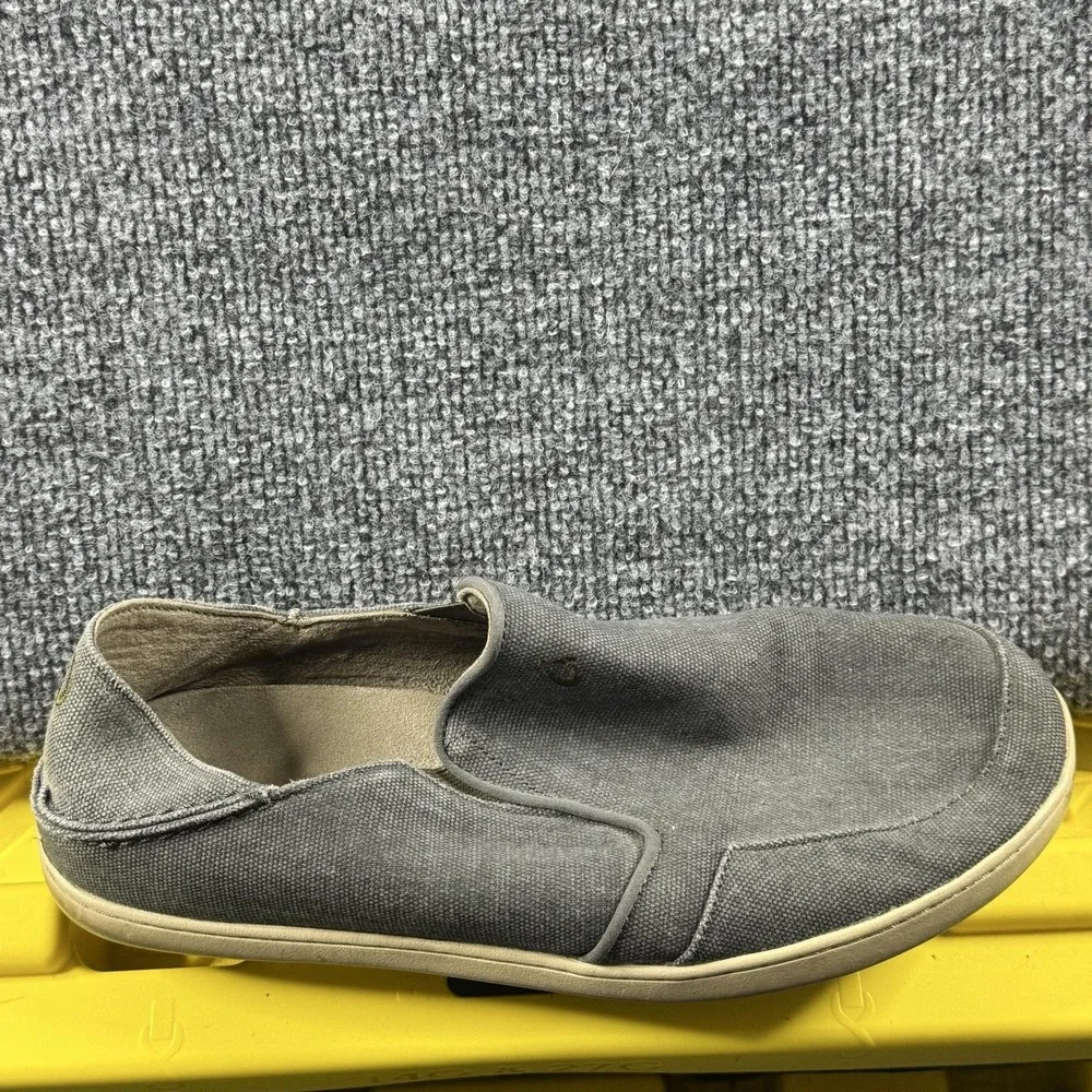 OluKai Nohea Lole Shoes Mens Size 10.5 Gray Canvas Slip On Logo Comfort